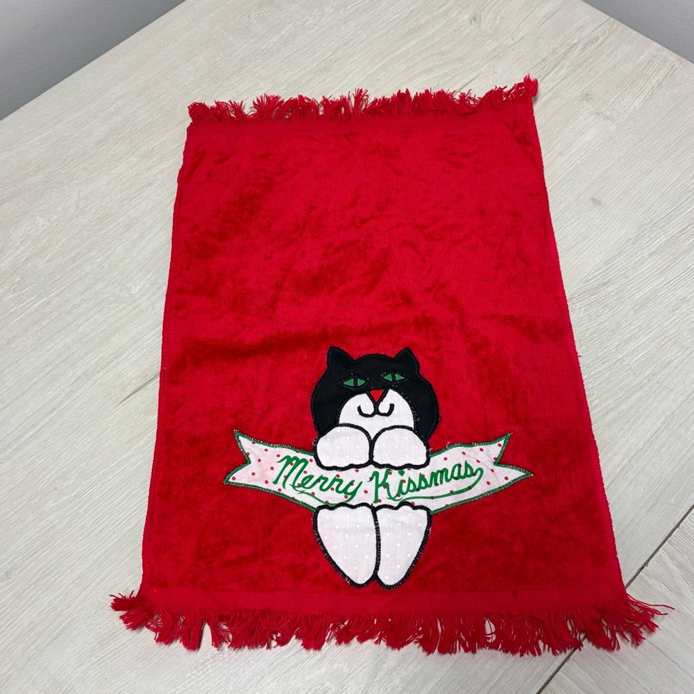 Vintage Stevens Christmas Cat Merry Kissmas Red Fringe Hand Towel Holiday Decor
